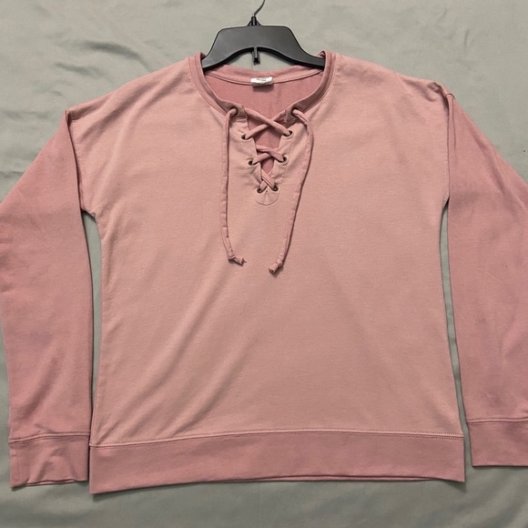 Juniors pink long sleeve top - Picture 1 of 2